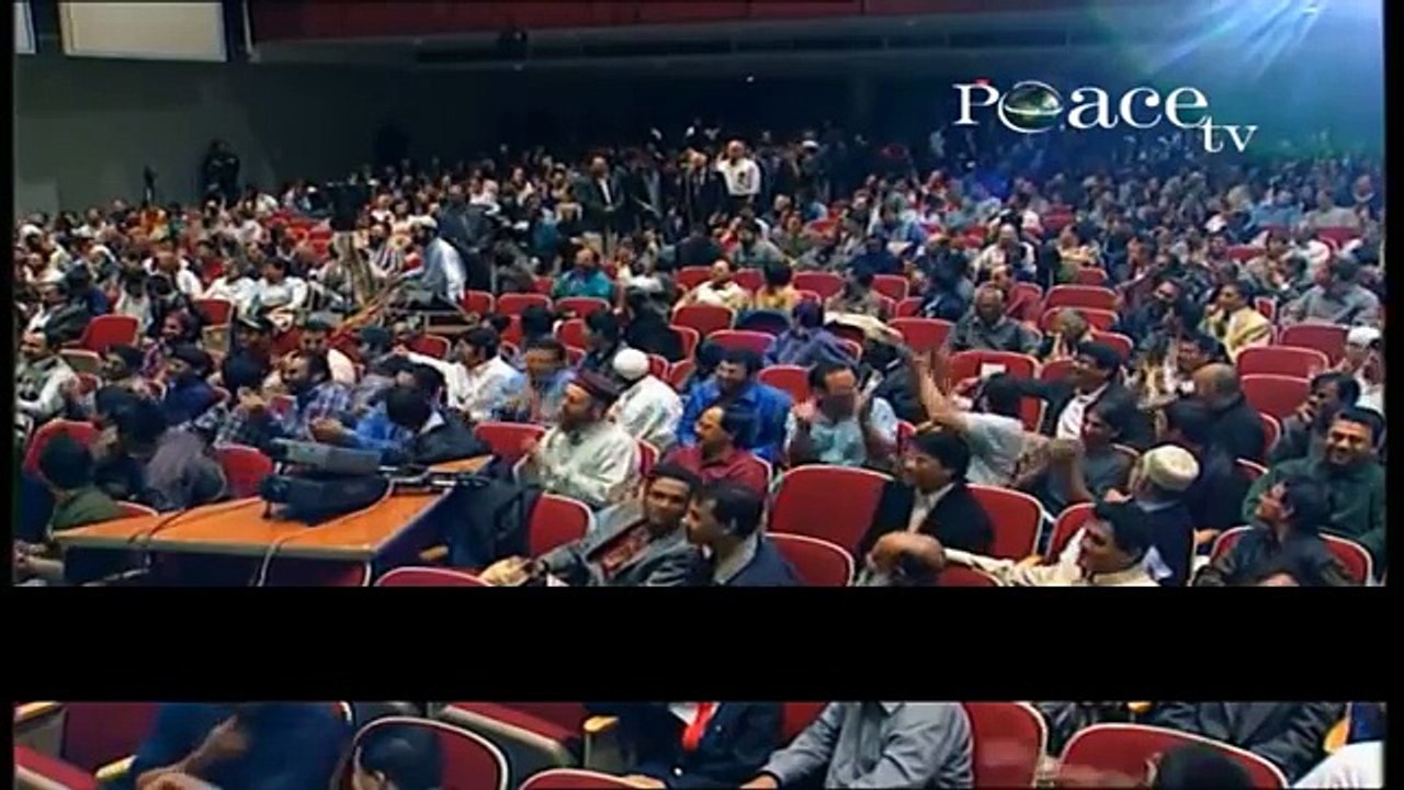 Dr. Zakir Naik Videos. Seorang Kristen Kalah Debat Dengan Dr. Zakir Naik
