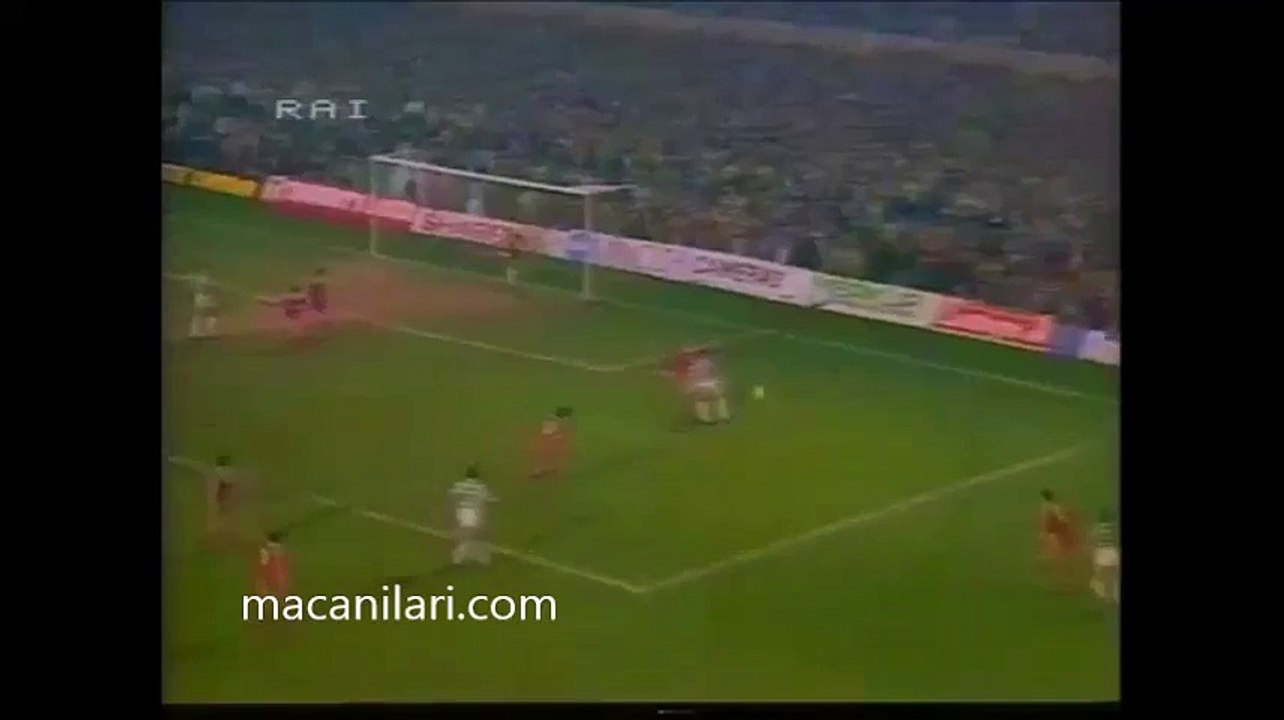 12.12.1984 - 1984-1985 UEFA Cup Winners' Cup 2nd Round 2nd Leg Celtic FC 0-1 Rapid Wien (Rematch)