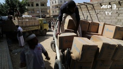 WFP food convoy enters Yemeni besieged Taez