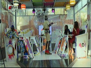 Quand Inspecteur Per Bu Xar drague Kiya Bâ en Direct...