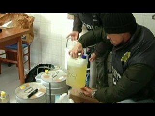 San Giuseppe V. (NA) - Scoperto "laboratorio" della cocaina del clan Gallo (17.02.16)