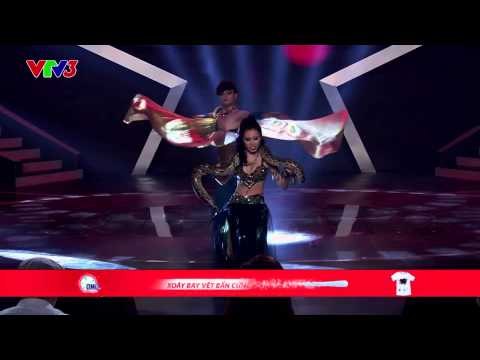 Vietnam's Got Talent 2014 - Hậu trường - Giám khảo Huy Tuấn chia sẻ tiết mục nút vàng của mình.