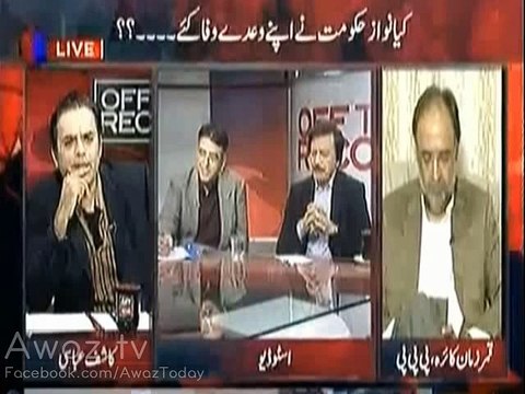 Watch How Kashif Abbasi is taking side with Qamar Zaman Kaira in Proving that PPP Govt was Better Than PMLN