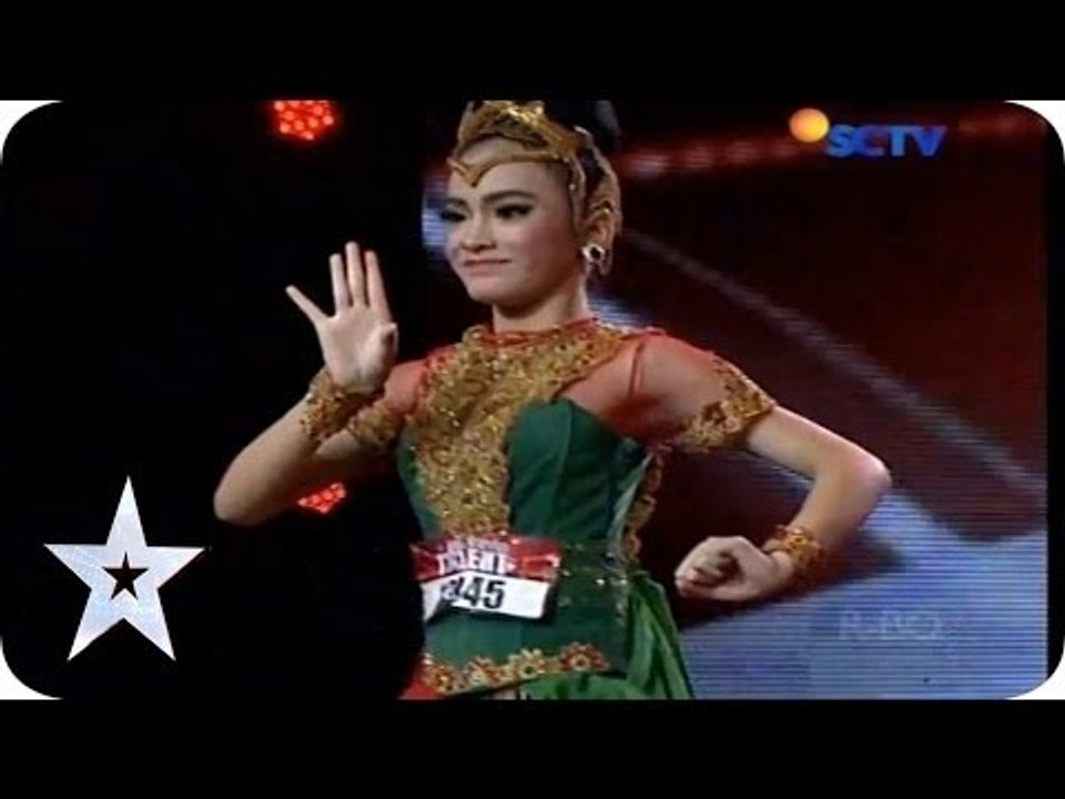 Jaipong Performance from Ratu Chenny - AUDITION 6 - Indonesia's Got Talent