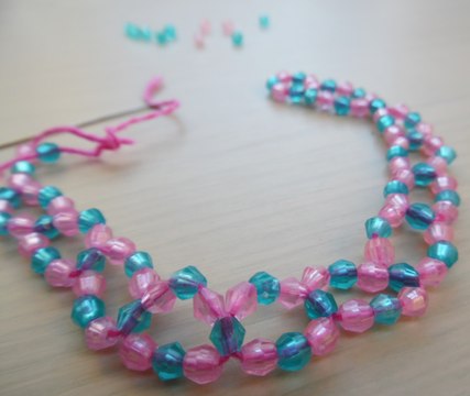 beads bracelets, Charm Bracelets, beads, beading, Beading pattrens, beaded bracelates, jewellery making