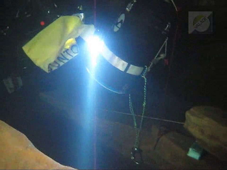 Siphon du Ressel - Marcilhac sur Célé - Lot -  installation d'une balise avec logo