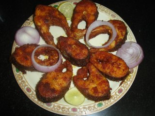 How to Cook Tasty Fish Fry Recipe in Tamil - மீன் வறுவல்