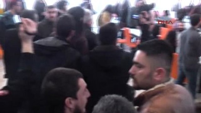 Eskişehir - Anadolu Üniversitesi'nde Afiş Arbedesi