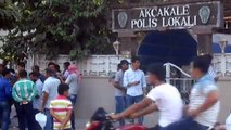 Akçakale'de elektrik kesintisi protestosuna polis müdahalesi