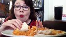mukbang épisode 2 avec la nourriture des bruits de délicieuses lèvres des bruits retentissants de Poulet haricots fromage