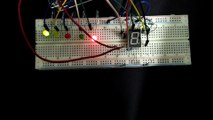Arduino - Semáforo con peatones y display de 7 segmentos