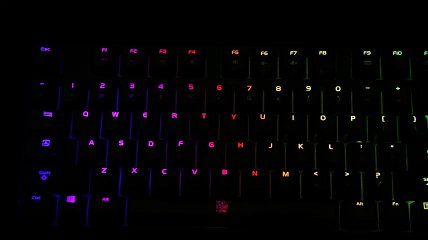 Test Footage: Tt eSports Poseidon Z RGB Color Wave Effect