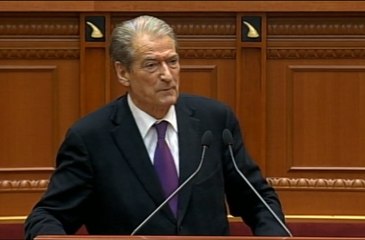 Report TV - "Kriminel, psikopat, di si të merrem  unë me ty..."Perla" në Kuvend