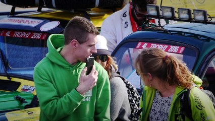 Raid 4L Trophy 2016 - JT n° 1 : Village Départ