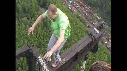 Strašan prizor na 200 metara iznad zemlje