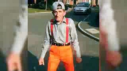 FUNNY Old Man  super dancing.