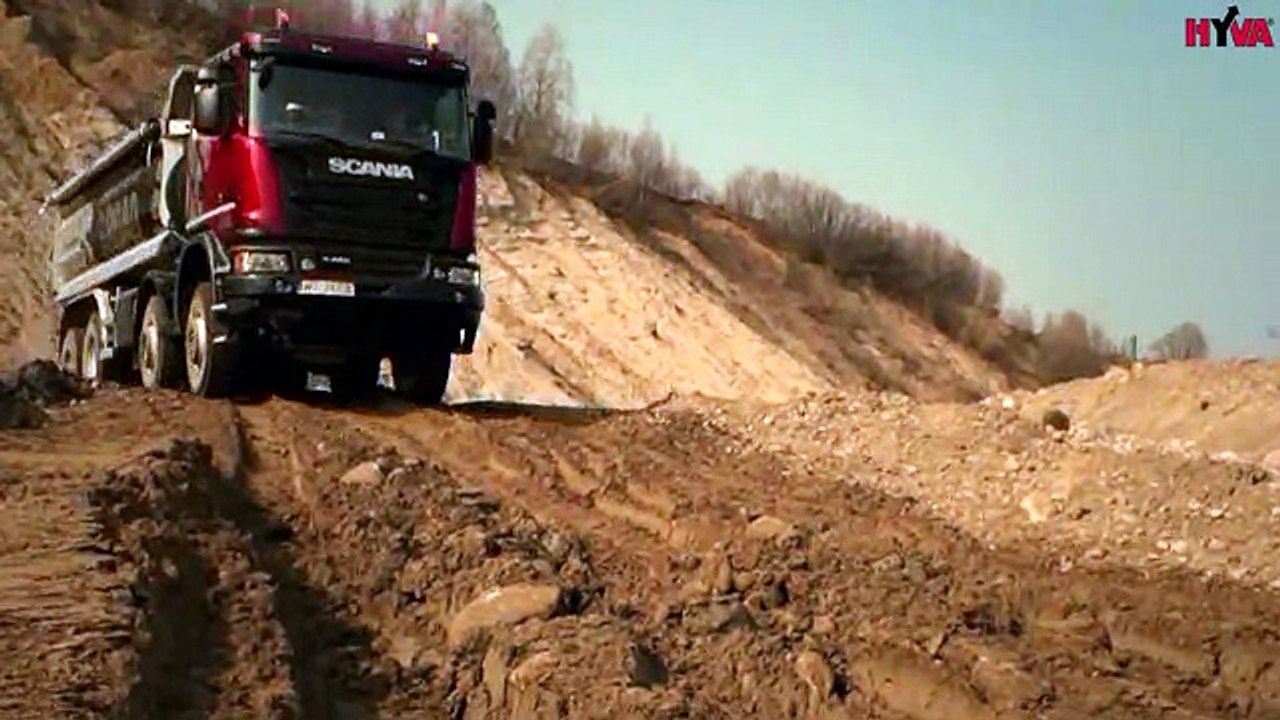 SCANIA Off-road Test Tour 2015 - tippers in action