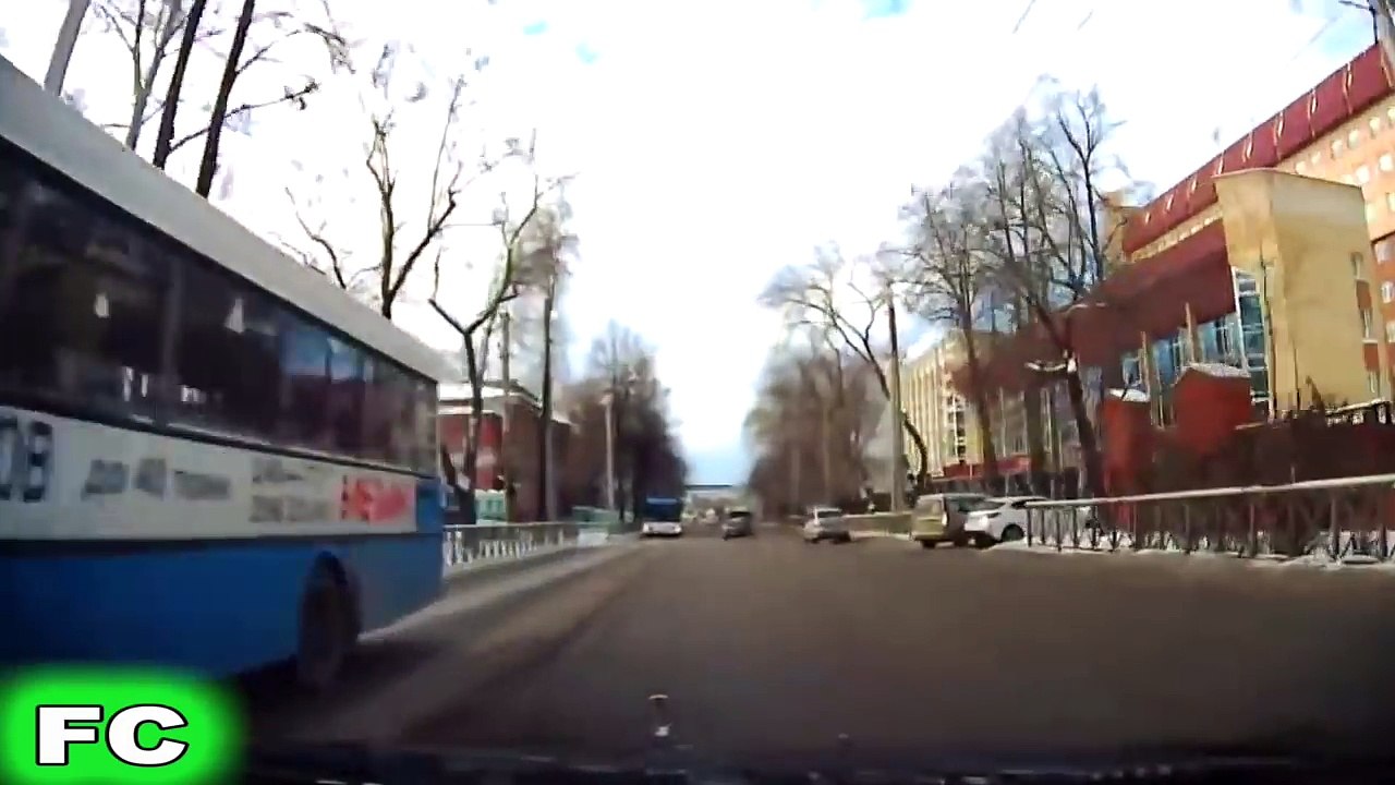 Mad Driving FAILS Compilation pt.10 ★ DECEMBER 2015 ★ Crashes Accidents