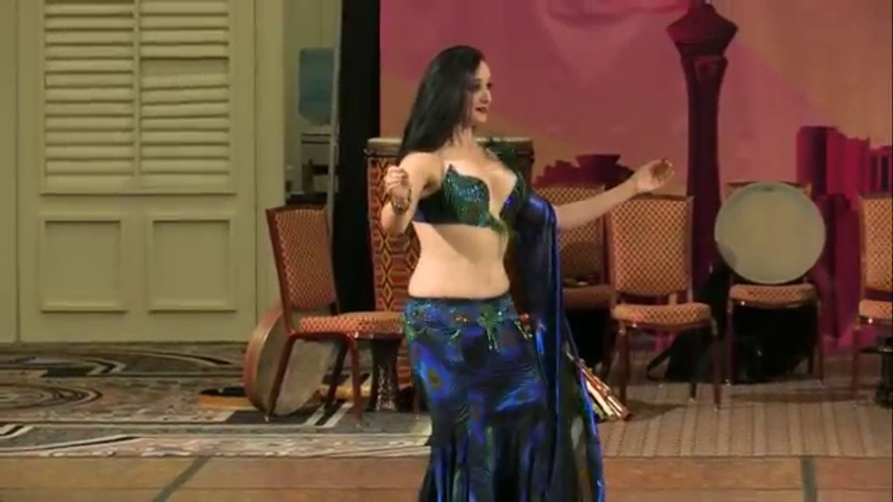 Pakistani Belly Dance 2016