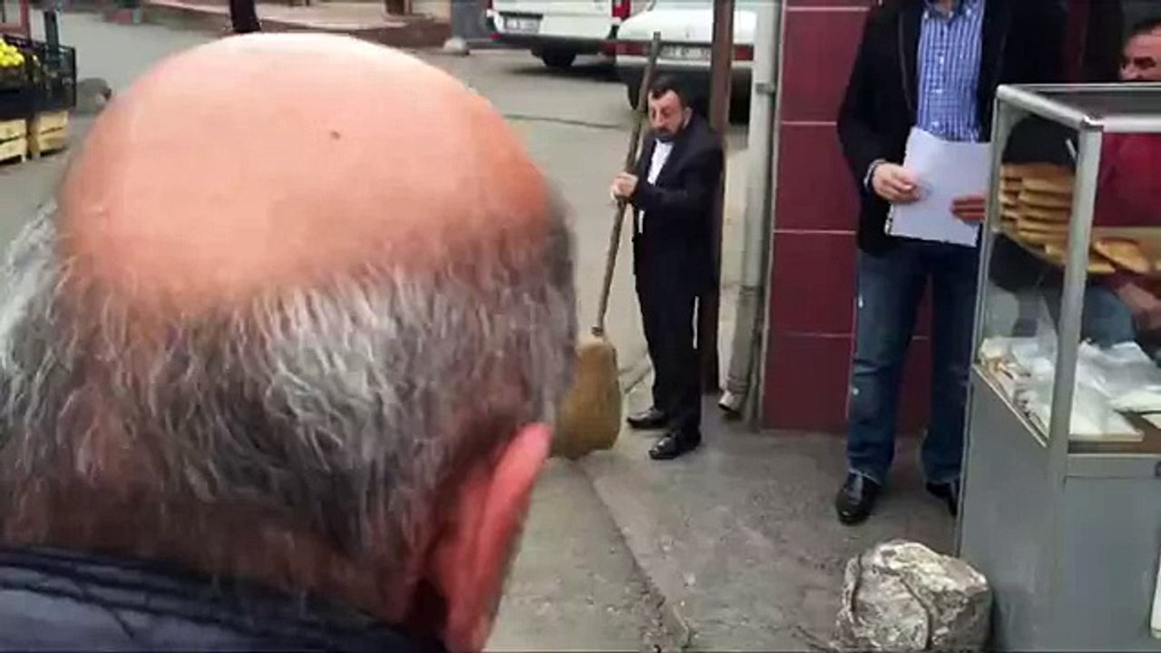 Köksal Baba Çıldırdı Kavga Ediyor boks