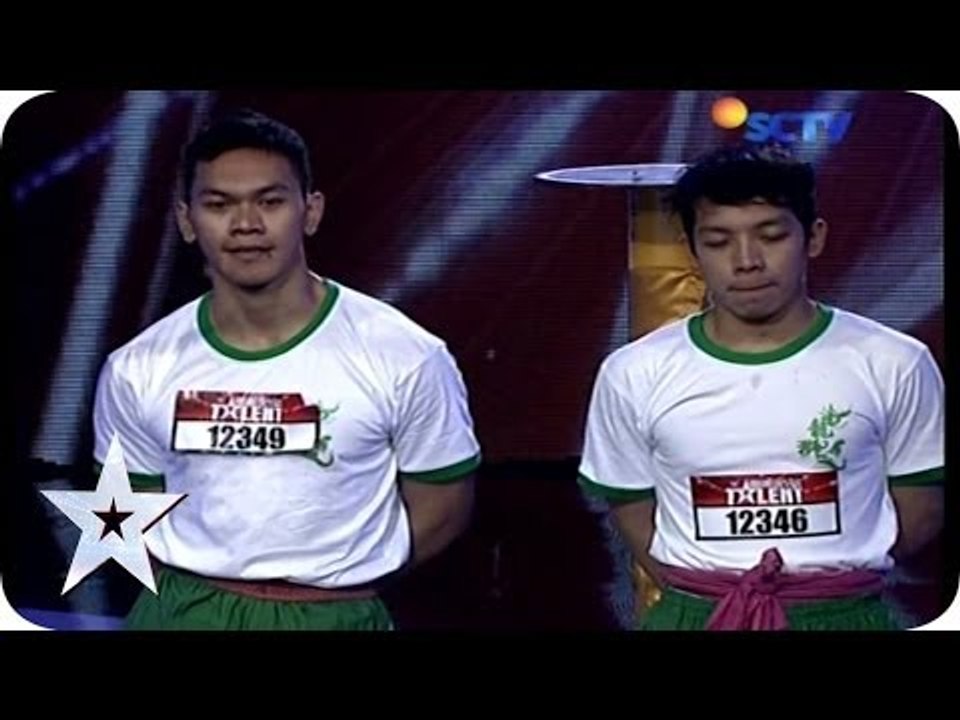 Great Rendition Barongsai Performance - Wushi - AUDITION 2 - Indonesia's Got Talent [HD]