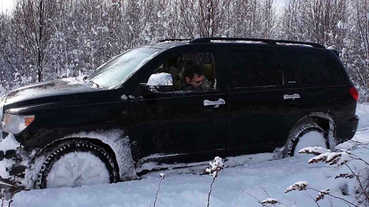 toyota sequoia snow off road
