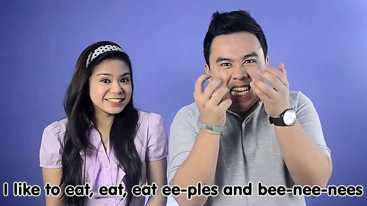 Picking Apples | Family Sing Along - Muffin Songs