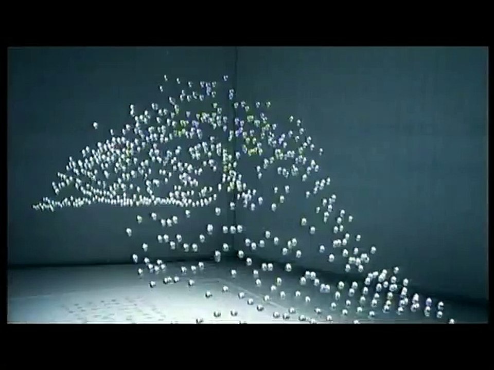 Музыка и видео из рекламы BMW 5 - Kinetic Sculpture - (2010)