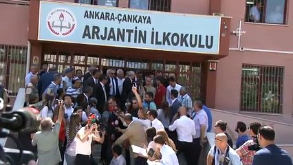 Kemal Kılıçdaroğlu oy tercihini 4121 nolu sandıkta kullandı