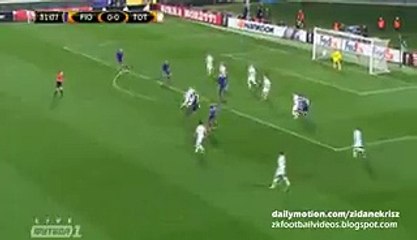 Mauro Zárate Incredible Miss - Fiorentina v. Tottenham 18.02.2016 HD -
