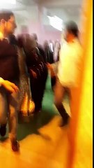 أجمل مفاجأة عريس يتسبب فى بكاء عروسته أتحداك ما تدمع