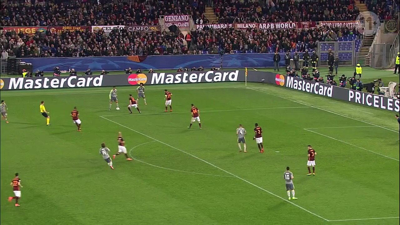 Ronaldo #Incredible chip pass