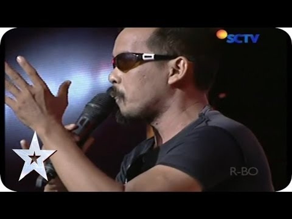 Hadi Suwarno Singing Dangdut with His Funny Moves - Audition 1 - Indonesia's Got Talent [HD]