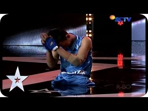 Disability Guy with Cool Breakdance - Acep Yunus - Audition 1 - Indonesia's Got Talent [HD]