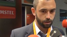 Steven Defour: "L'arbitre était sûr de lui pour le goal"
