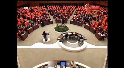 Bedia ÖZGÖKCE ERTAN siz ne kadar zülüm yaparsaniz yapin biz topraklarimizi terk etmeyecegiz_01