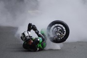 Terrible chute en moto à plus de 200 km/h !