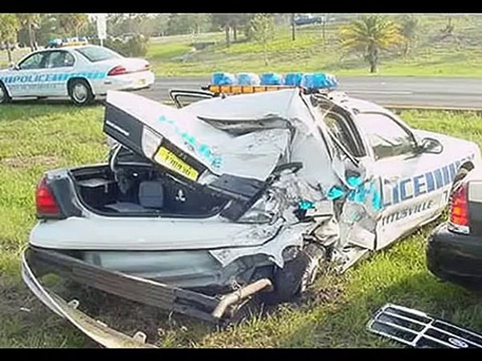Police Car Crash - Police Car Accidents