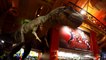 jurassic park dinosaure dans magasin de jouets Toys R Us a New York City
