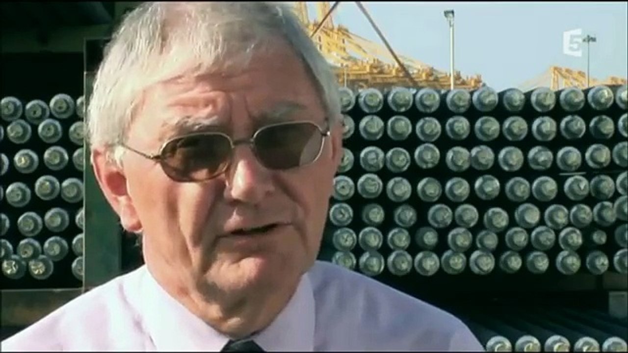 Documentaire: Burj al Arab lhôtel 7 étoiles de Dubaï un luxe hors du commun (HQ)