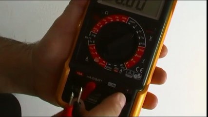 APRENDE EN 1 MINUTO- A MEDIR VOLTAJE AC - CORRIENTE ALTERNA VIVIENDAS