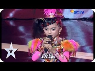 Cute Girl Singing with Hula Hoop - Audition 1 - Indonesia's Got Talent