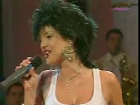 Tanja Savic - Tako mlada