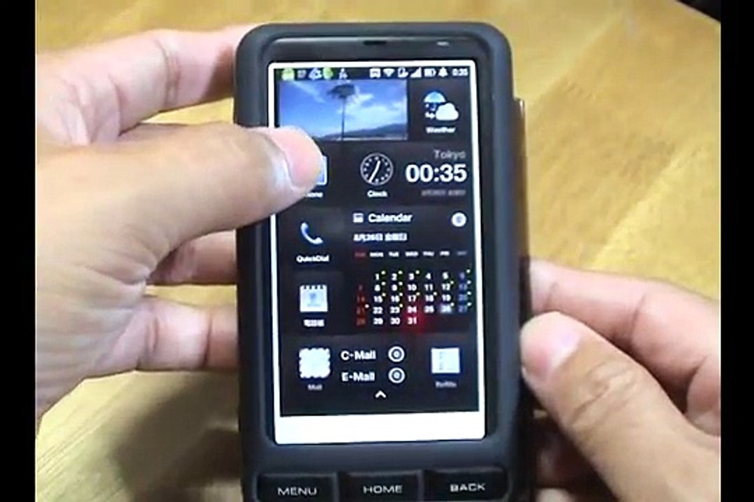 【au INFOBAR A01】通話中の画面について