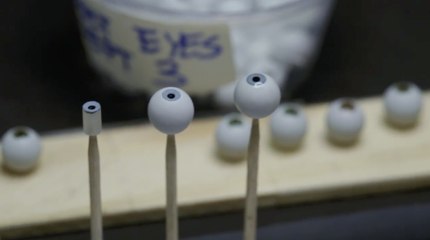 Anomalisa - "Tiny Thing Featurette: Eyeballs"