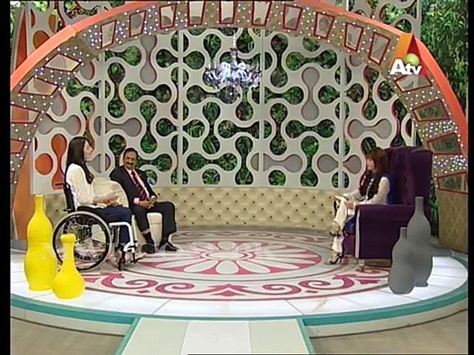 Ye Hath Salamat Hain Jab Tak by Muniba Mazari Post by Zagham