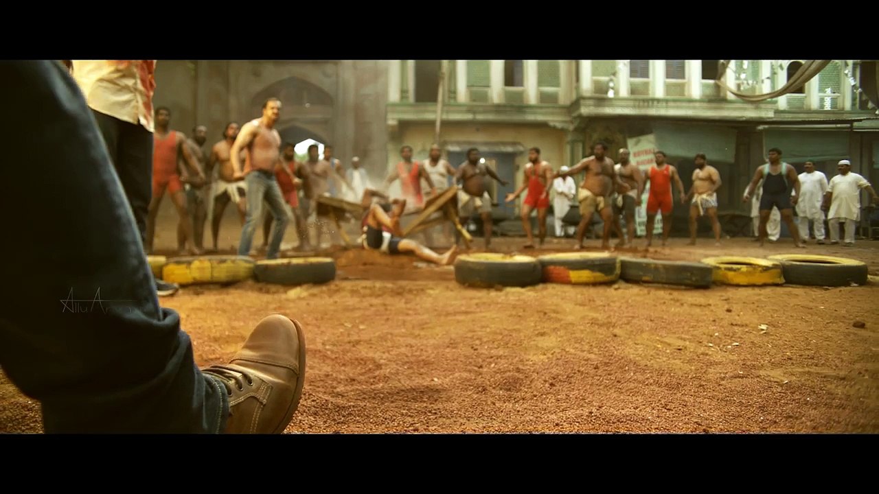 Sarrainodu Teaser -- Allu Arjun , Rakul Preet , Boyapati Sreenu -- Sarainodu