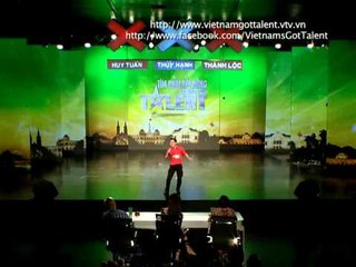 Vietnam's Got Talent 2012 - Vòng Loại Sân Khấu -Tập 8 - Trương Phạm Hoài Chung - Hát