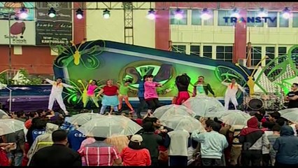 ZASKIA Feat DEWI PERSIK [Wakuncar] Live Saatnya Kita Joget SKJ TRANS TV (04-02-2014)