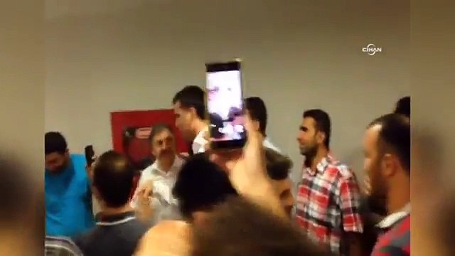 Hakan Şükür'ün nezarethane ziyareti